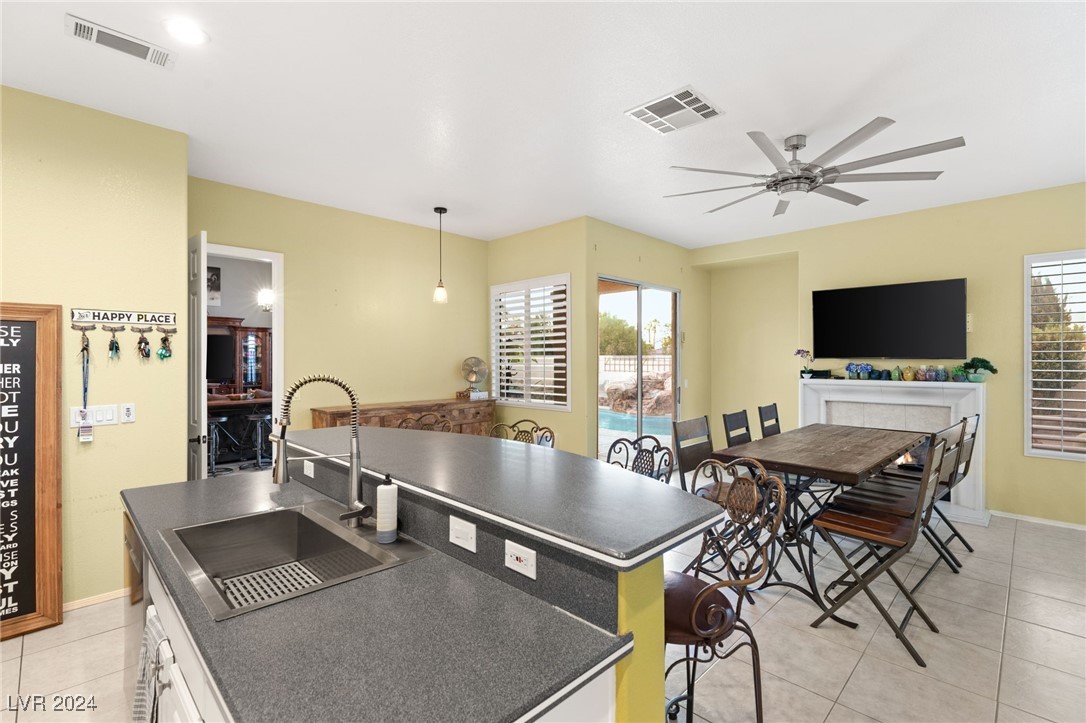 6208 Foxcroft Avenue