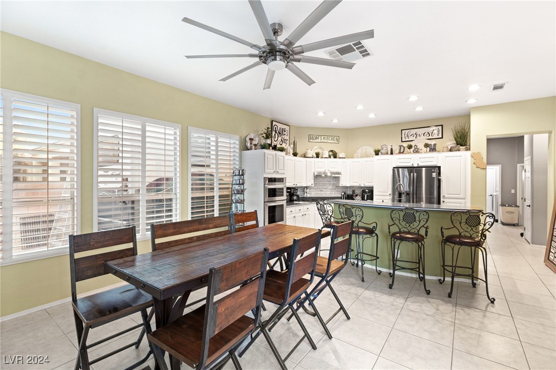 6208 Foxcroft Avenue