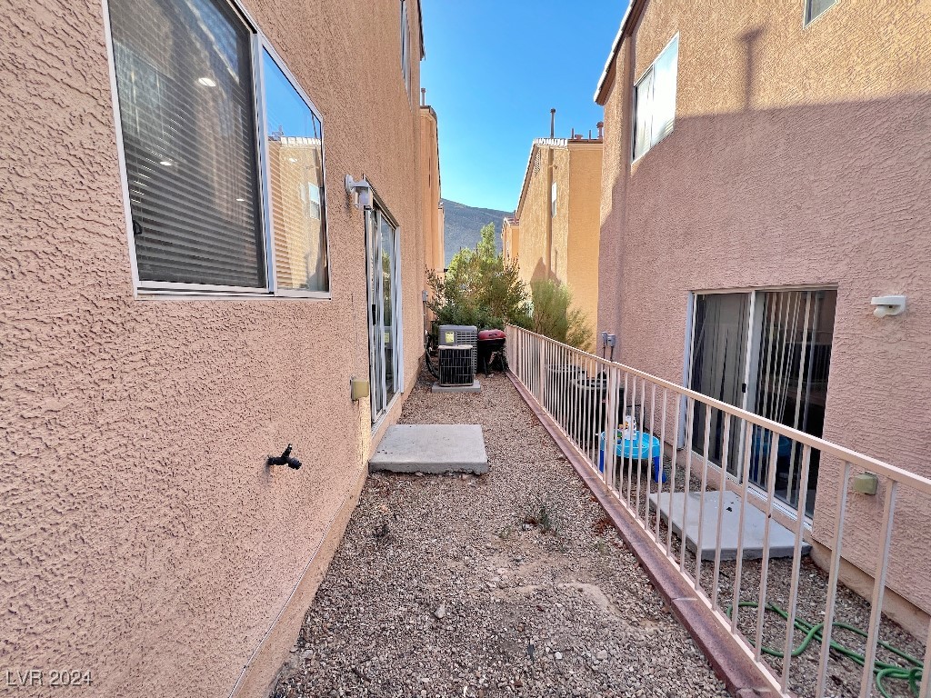 10512 Sun Palace Court