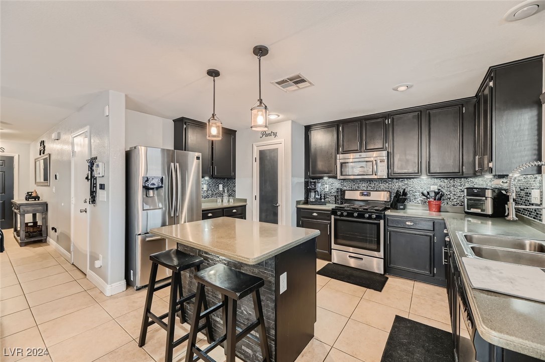 11931 Jersey Lilly Street