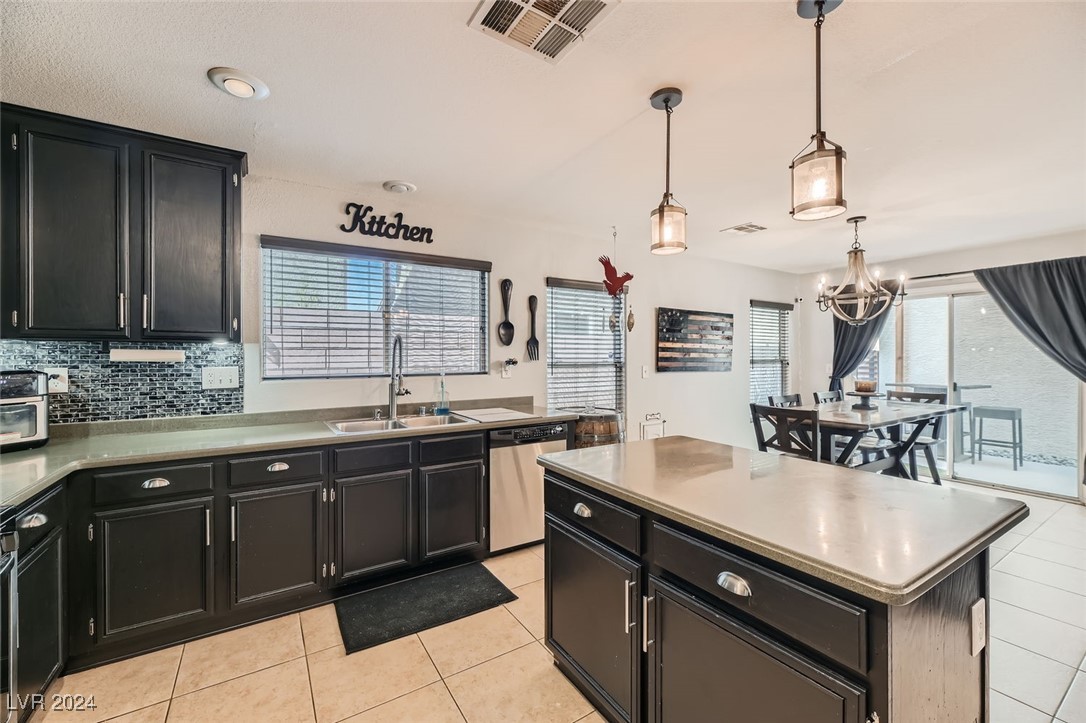 11931 Jersey Lilly Street