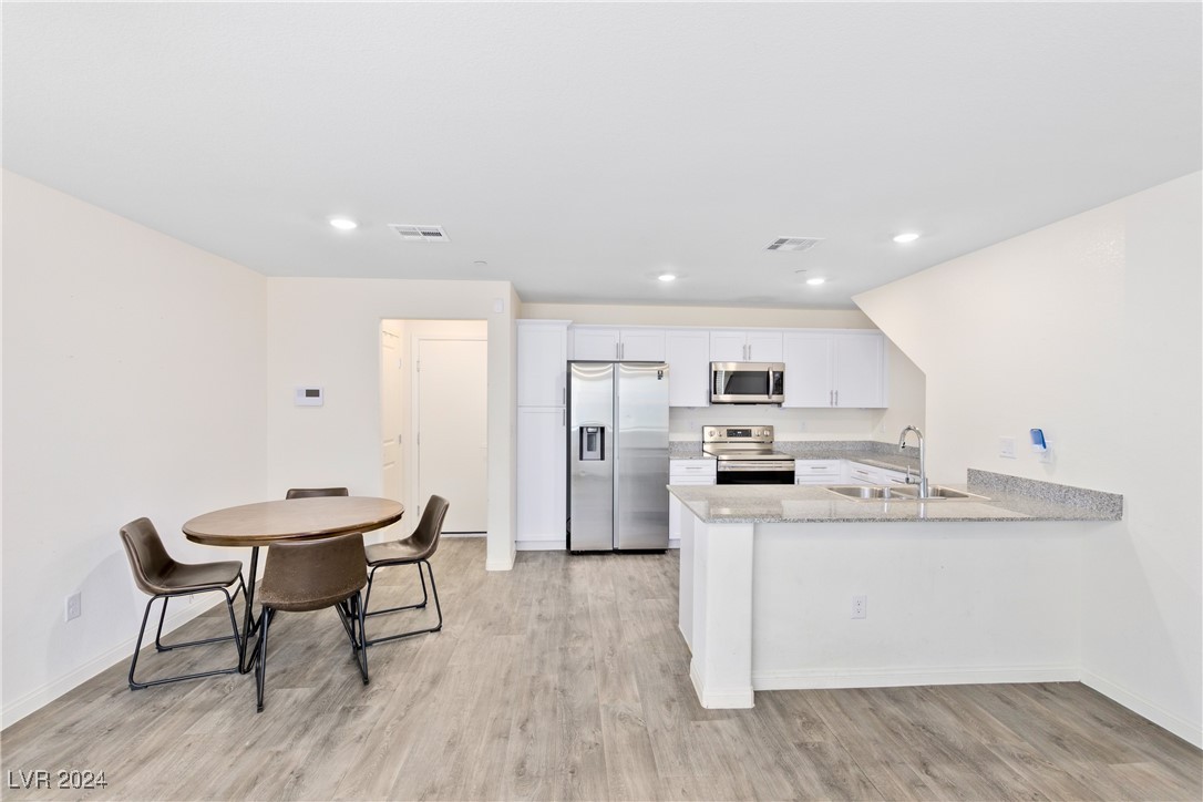 6816 Alpine White Court