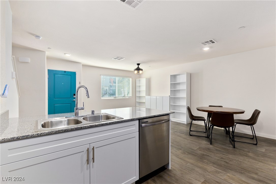 6816 Alpine White Court