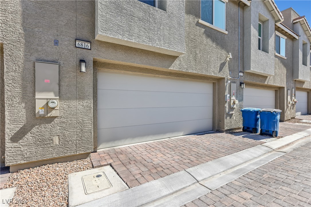 6816 Alpine White Court