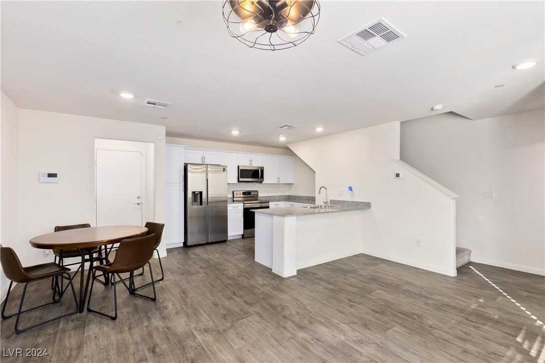 6816 Alpine White Court