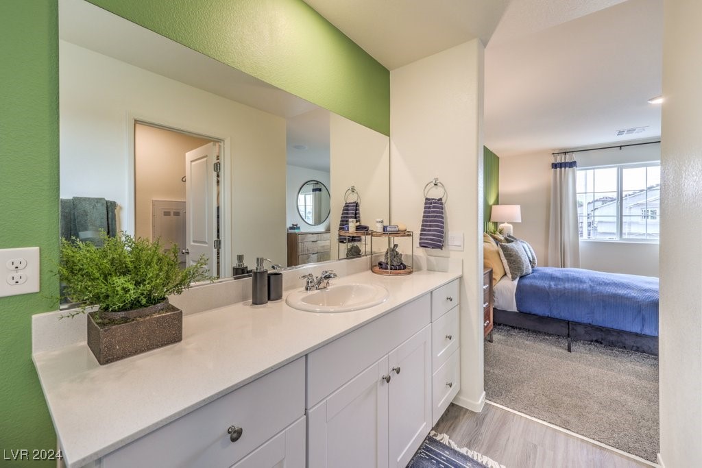 7920 Aurora Sky Street 551