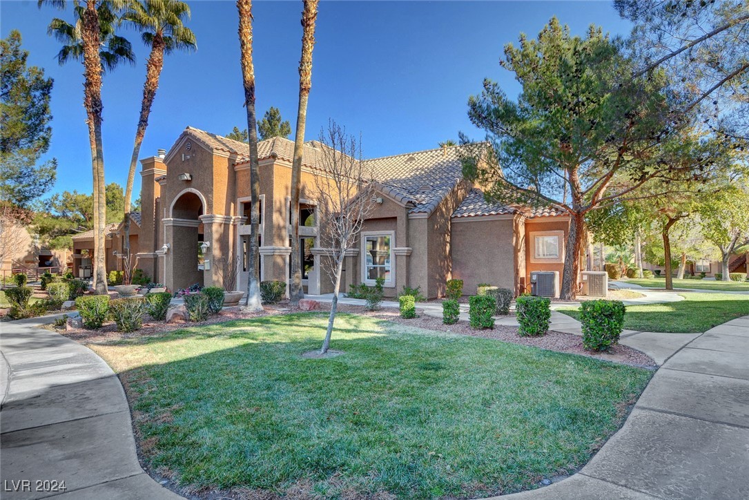 1150 North Buffalo Drive 2020