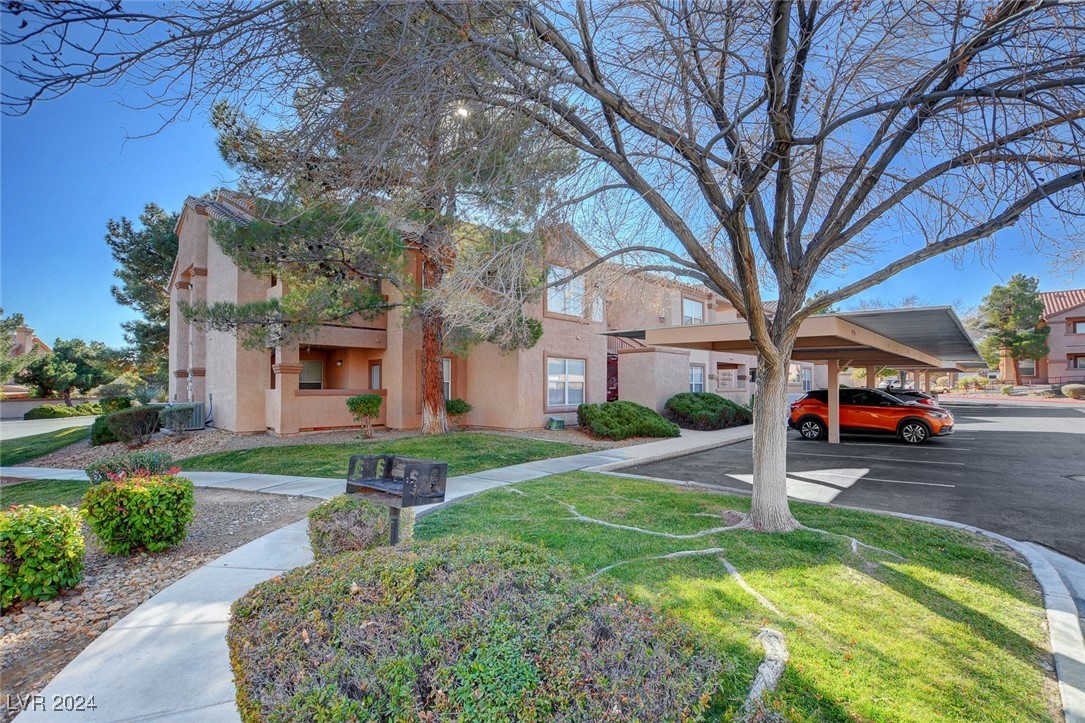 1150 North Buffalo Drive 2020