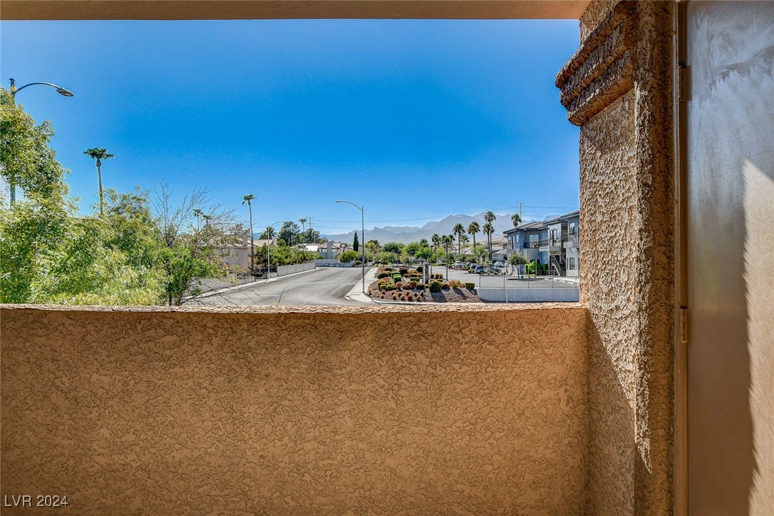 1150 North Buffalo Drive 2020