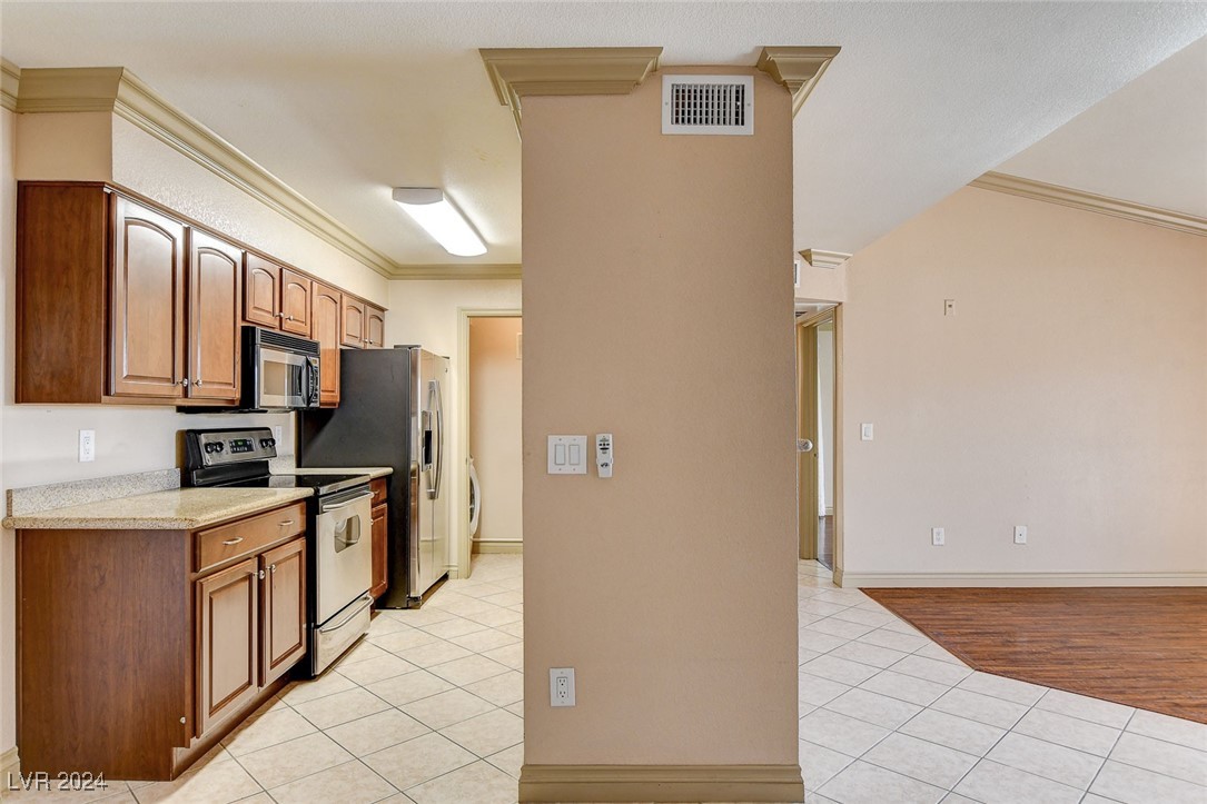 1150 North Buffalo Drive 2020