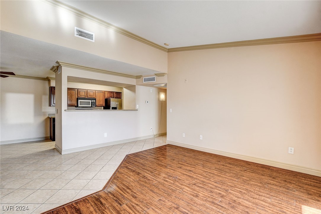 1150 North Buffalo Drive 2020