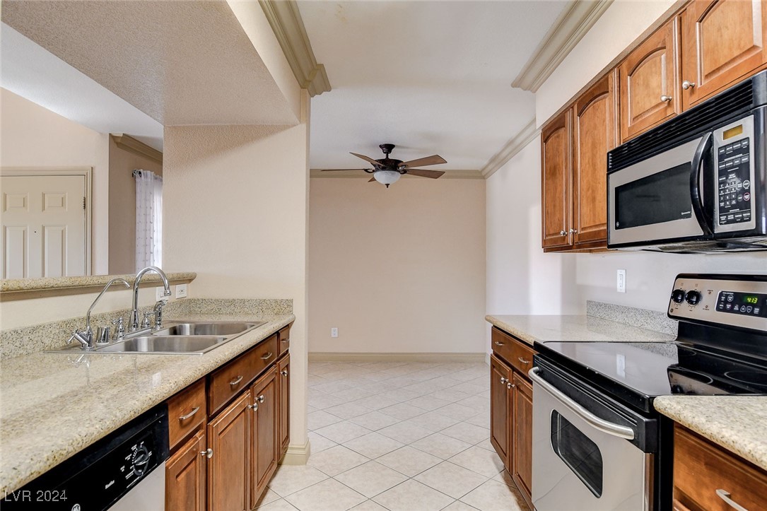 1150 North Buffalo Drive 2020