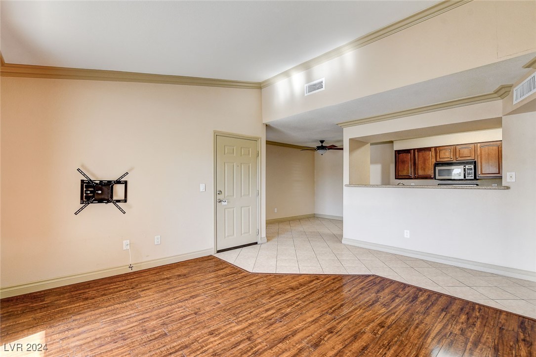 1150 North Buffalo Drive 2020