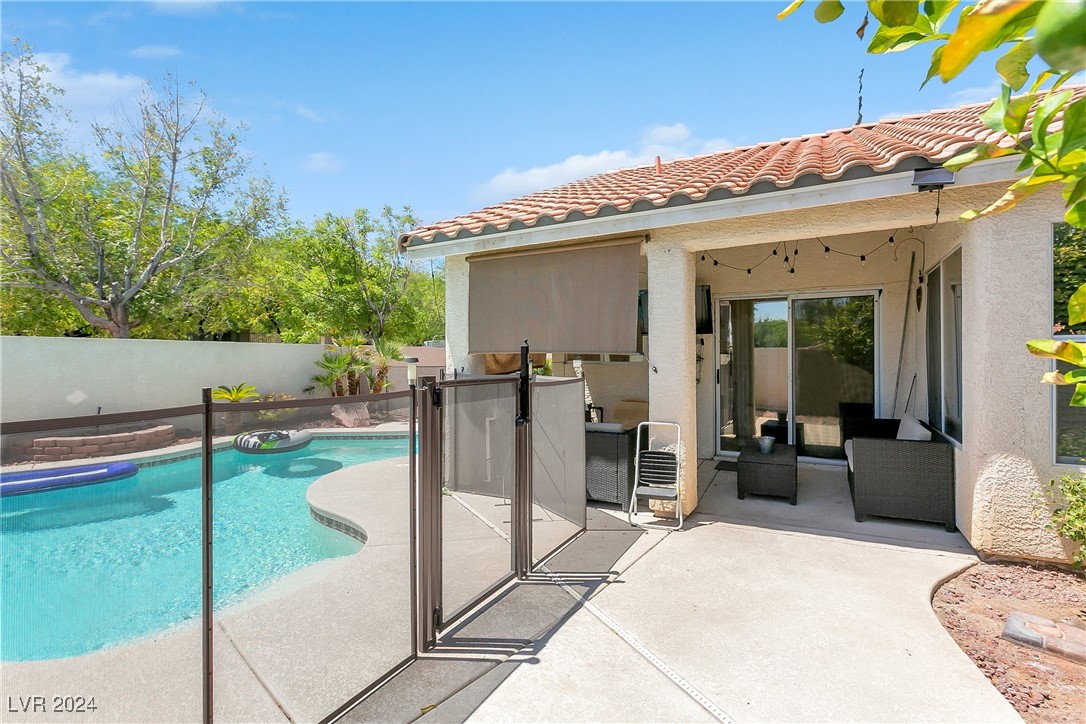 8001 Hesperides Avenue