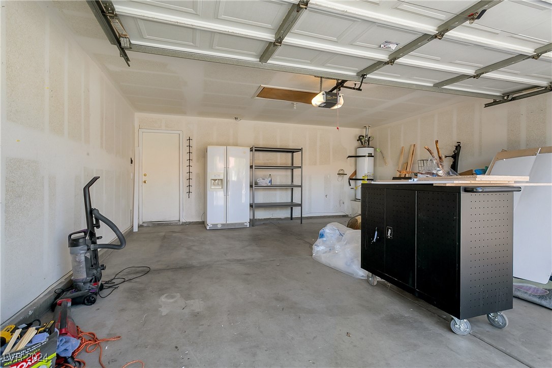 8001 Hesperides Avenue