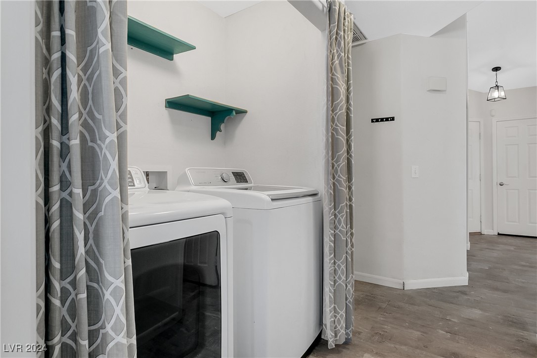 8001 Hesperides Avenue