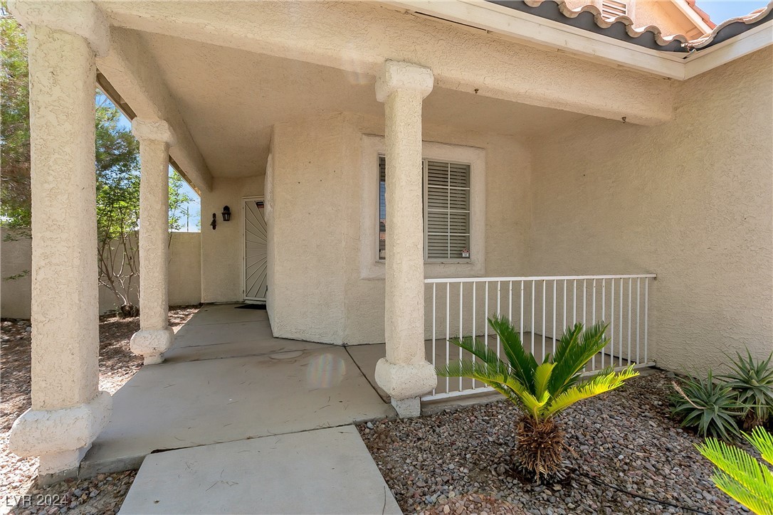 8001 Hesperides Avenue