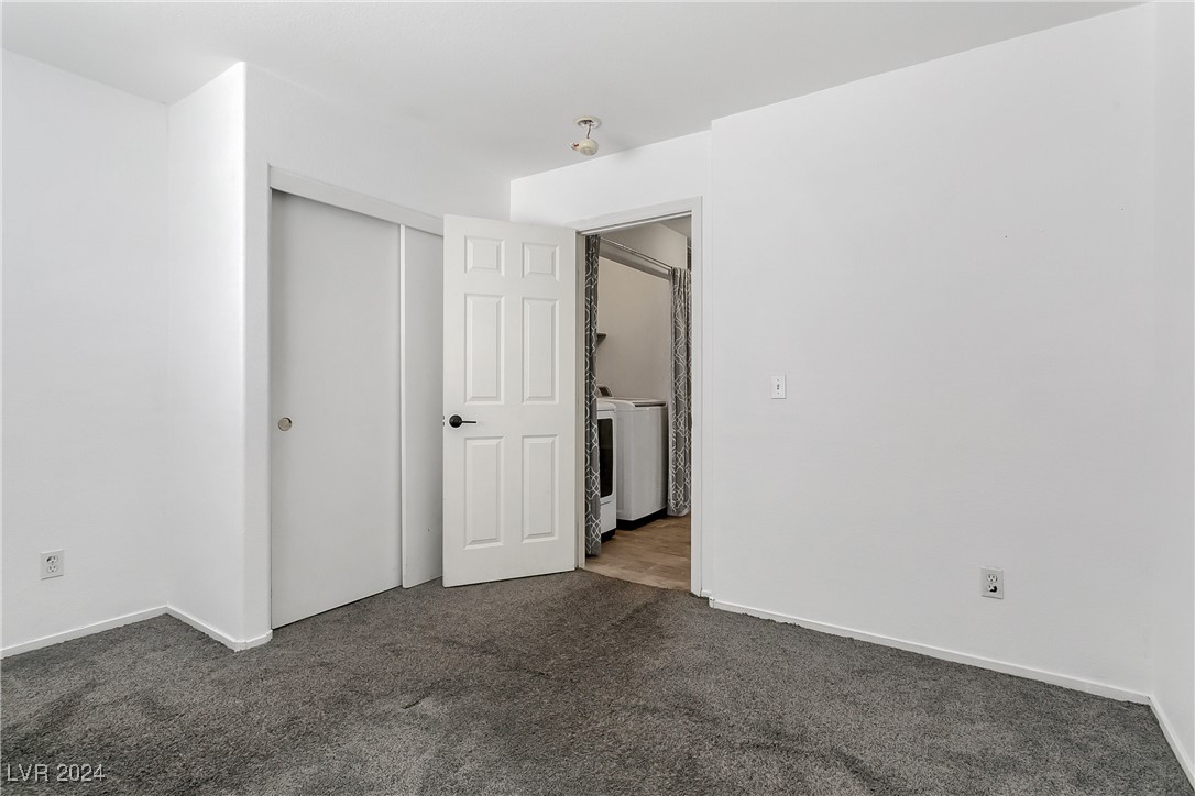 8001 Hesperides Avenue