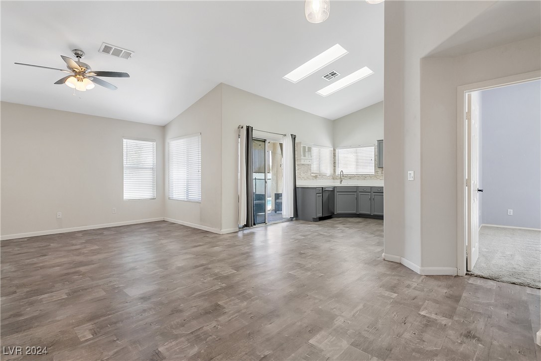 8001 Hesperides Avenue