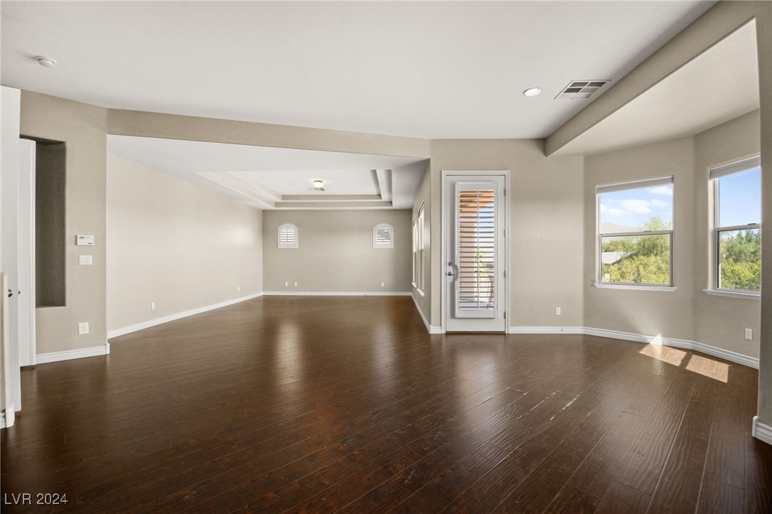 7412 Cardigan Bay Street