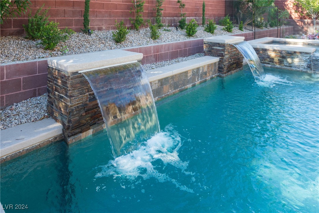 5529 Ashley Creek Street