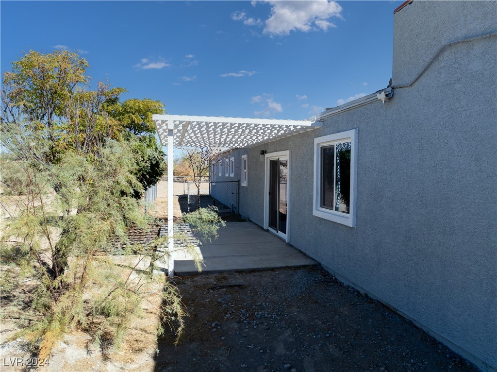 140 West Adkisson Street
