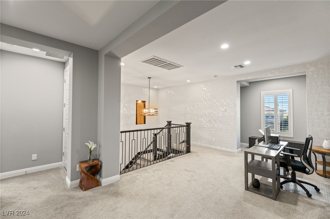 12020 Tramonto Avenue