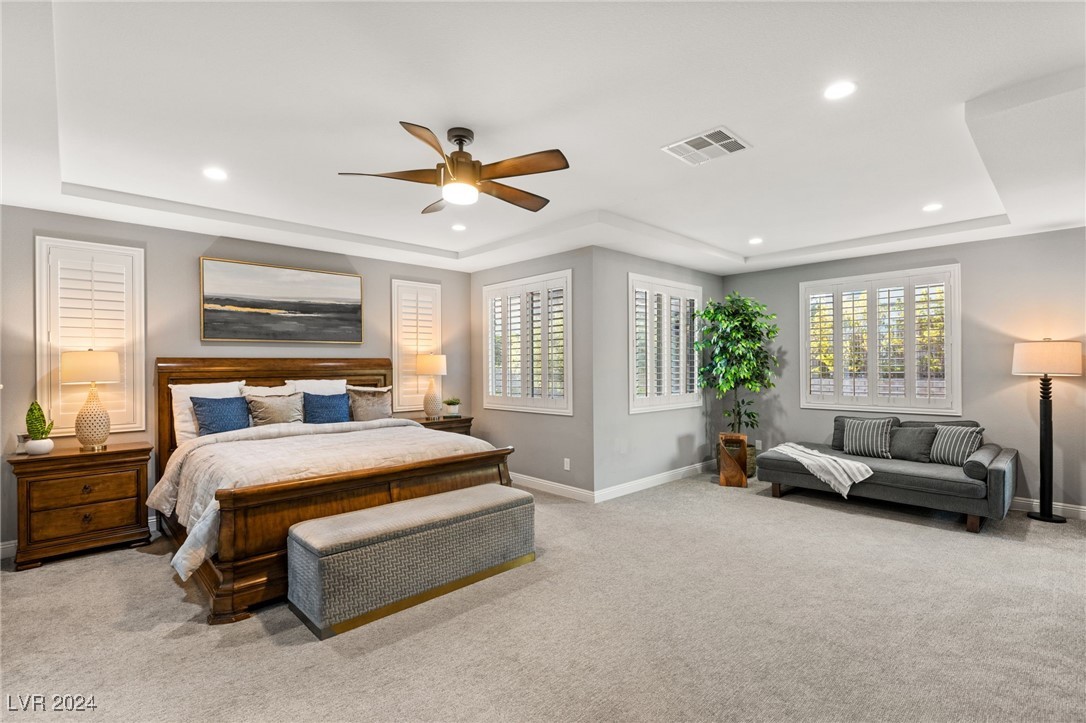 12020 Tramonto Avenue