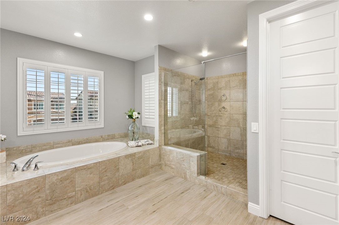 12020 Tramonto Avenue