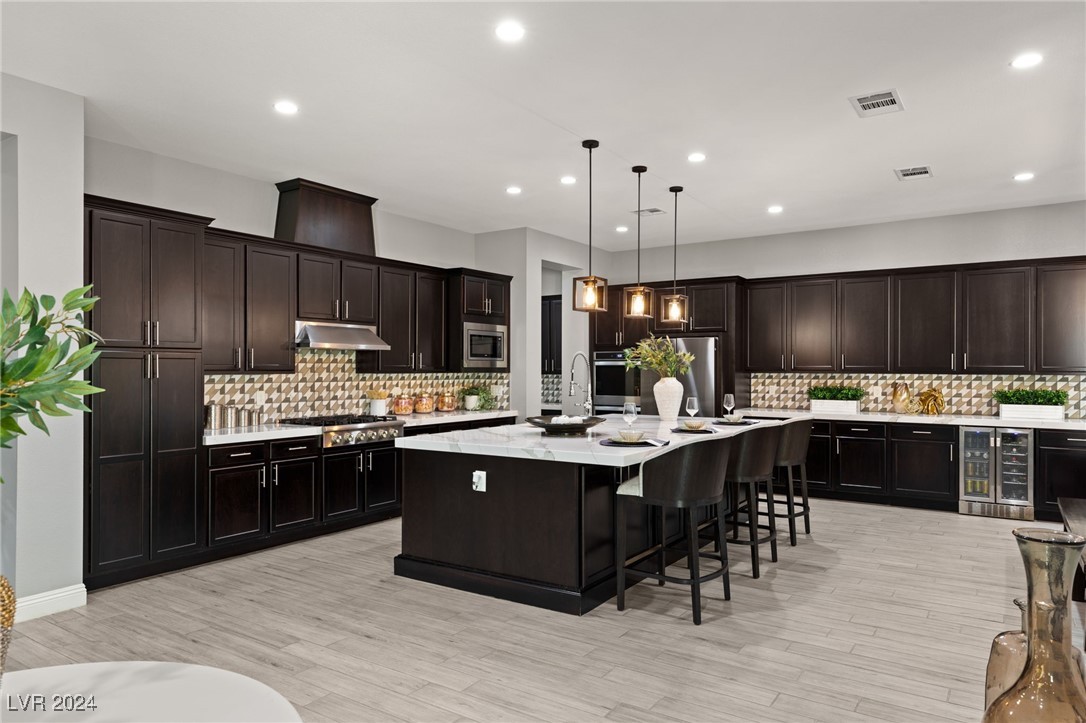 12020 Tramonto Avenue