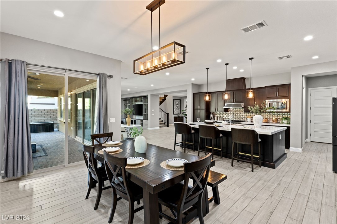 12020 Tramonto Avenue