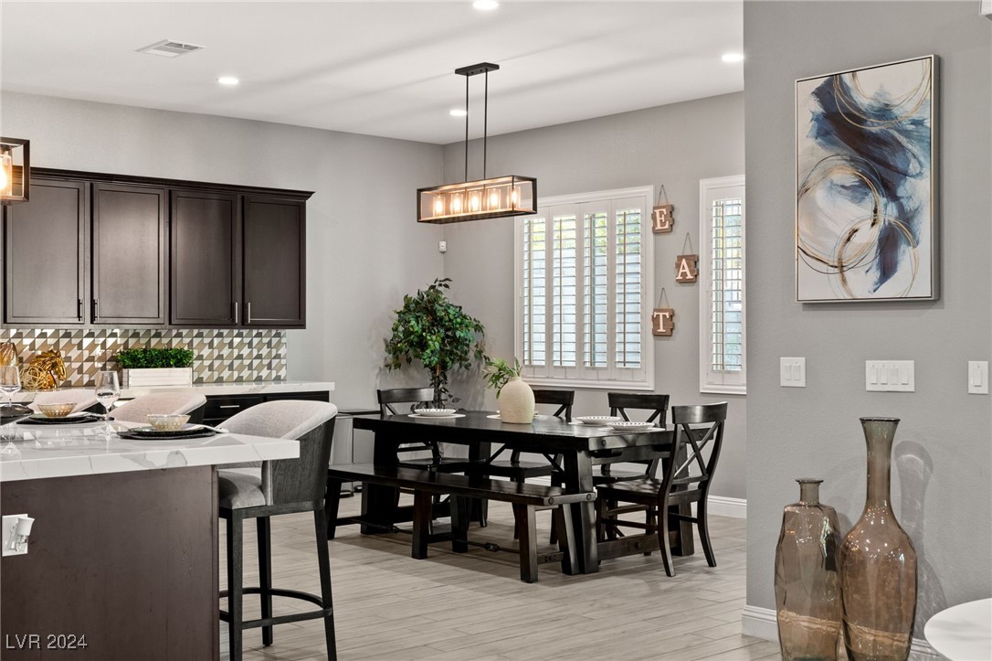 12020 Tramonto Avenue