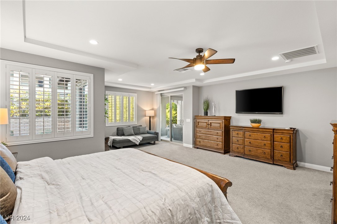 12020 Tramonto Avenue