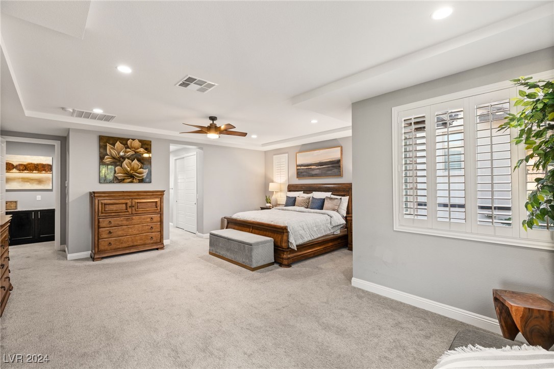 12020 Tramonto Avenue