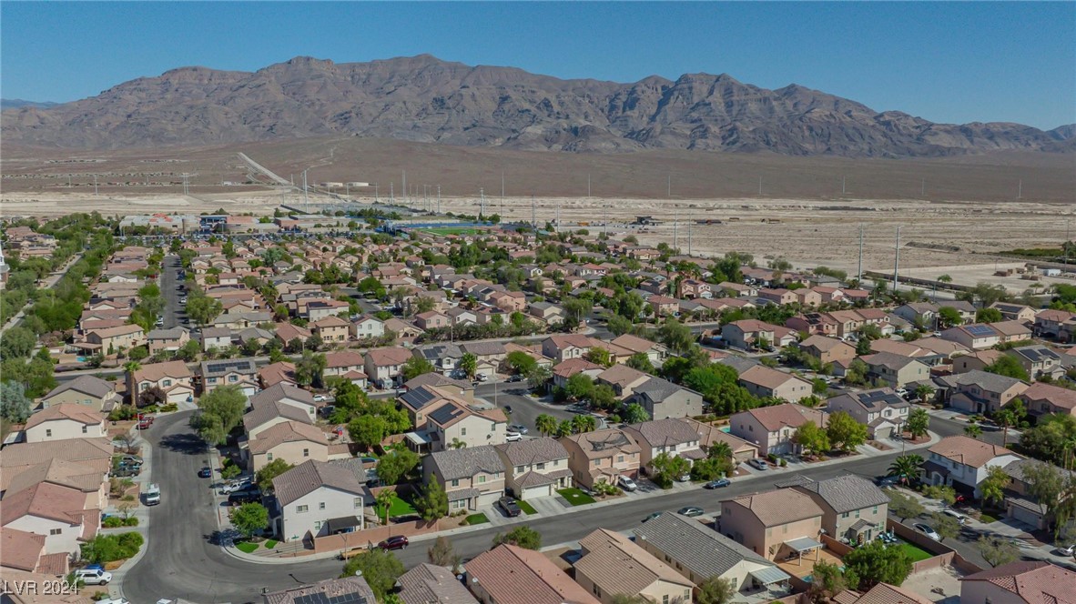 5012 Lone Wolf Avenue