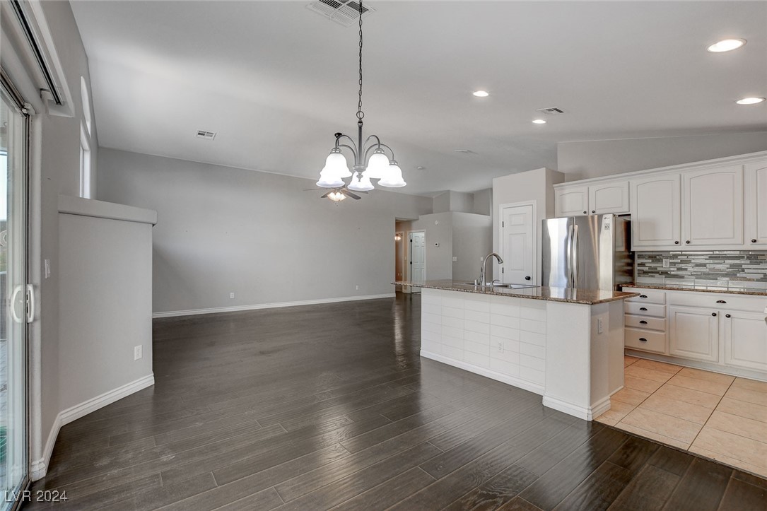 1120 Nevada Blaze Avenue