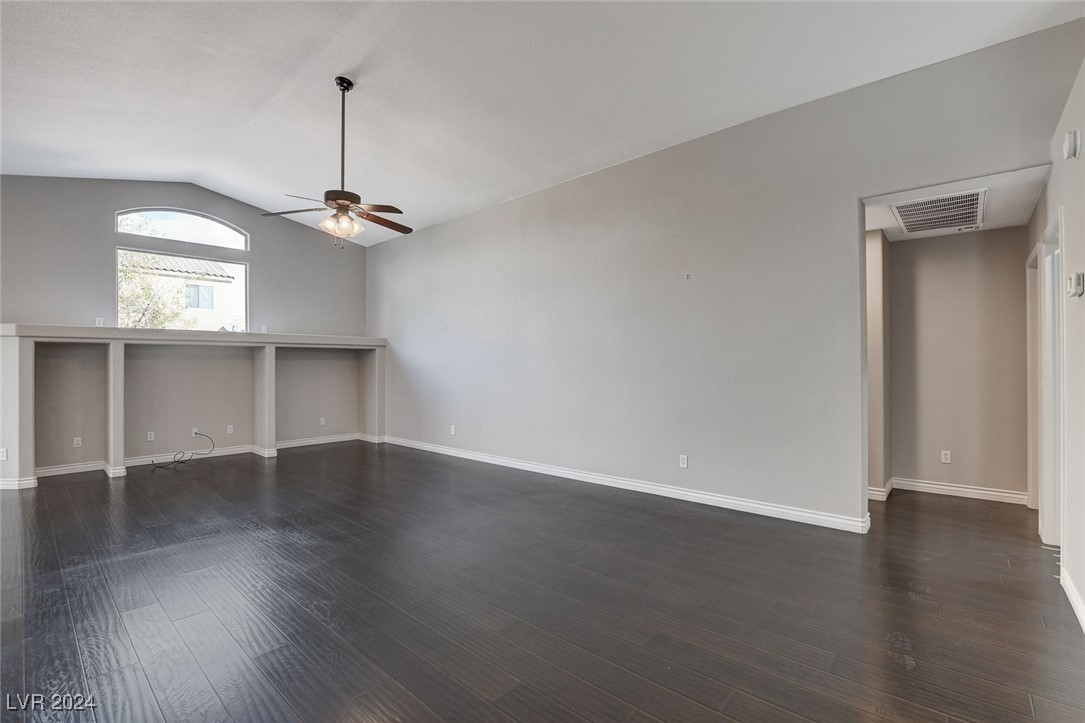 1120 Nevada Blaze Avenue