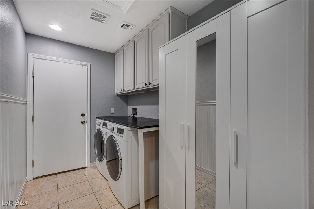 1120 Nevada Blaze Avenue