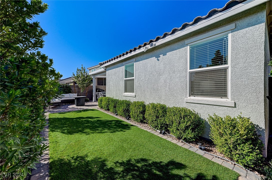 9542 Barnsley Point St