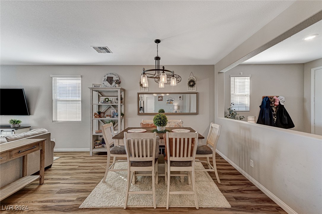 9542 Barnsley Point St