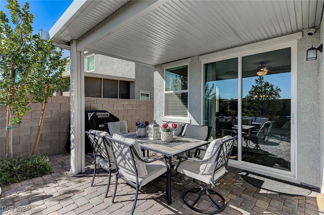 9542 Barnsley Point St