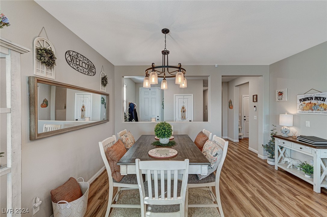 9542 Barnsley Point St