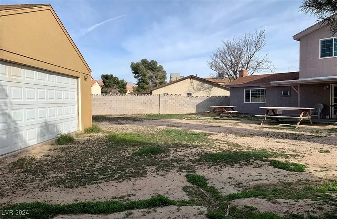 3812 Arizona Avenue