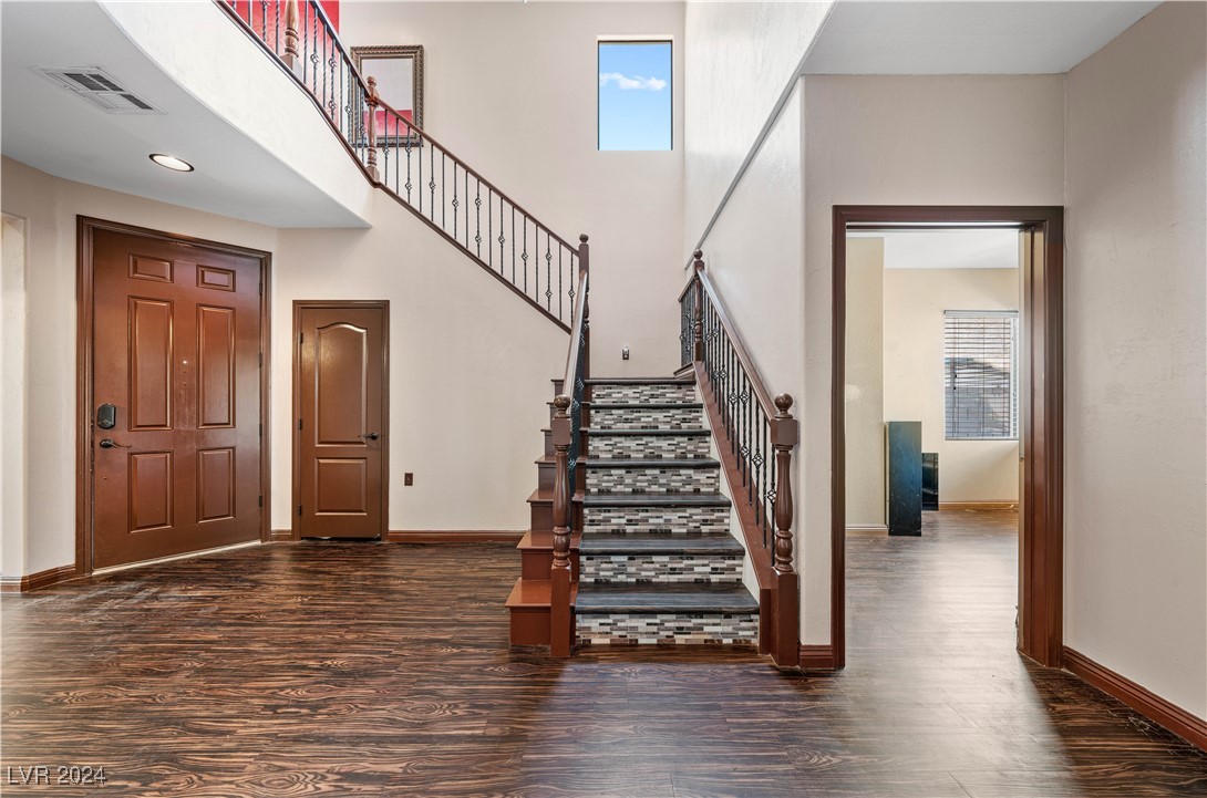 8108 Hopscotch Street