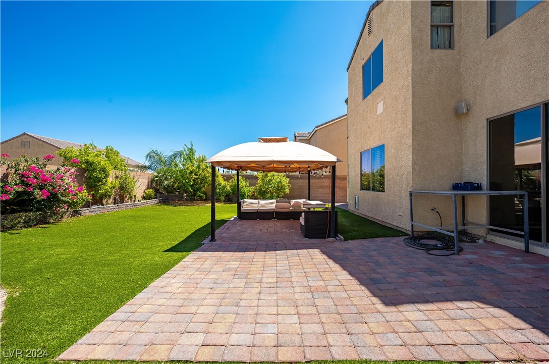 8108 Hopscotch Street