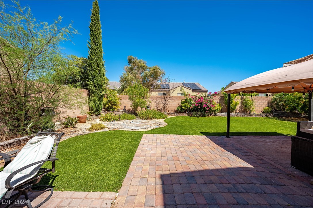 8108 Hopscotch Street