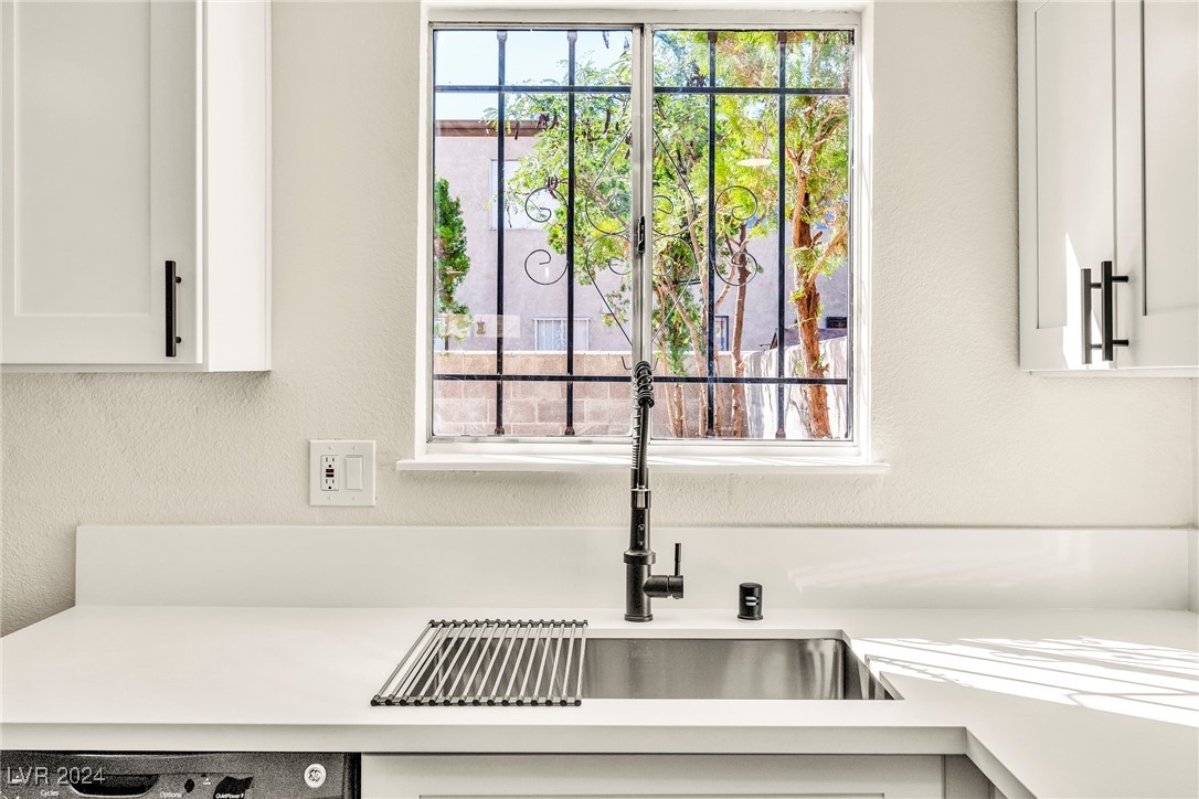 6245 West Washington Avenue 0