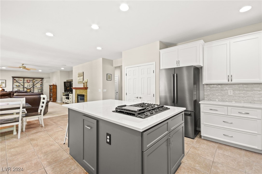 2294 Lyrical Road
