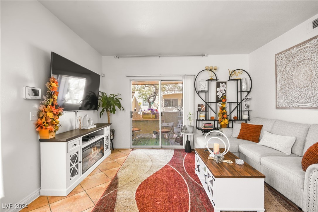 1881 West Alexander Road 1133