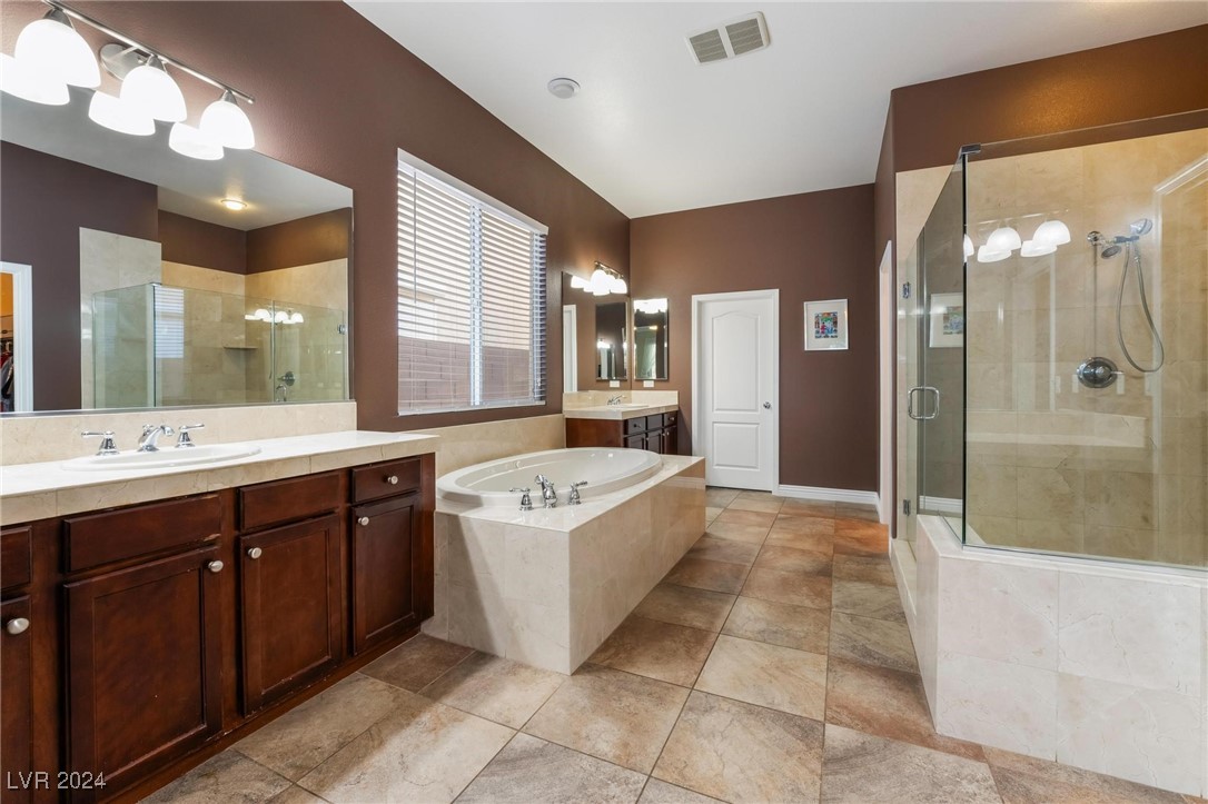 6904 Forest Gate Street